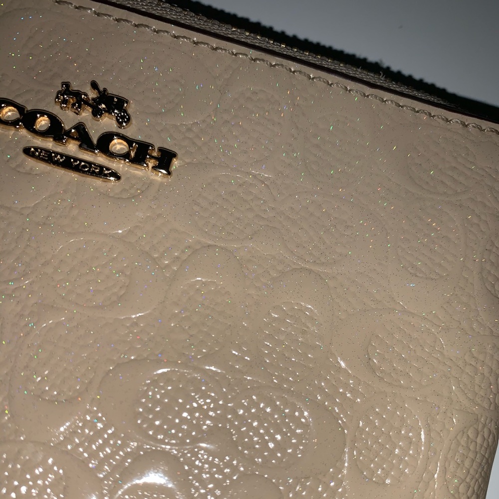 Coach Wrist Bag - Picture 3 of 5